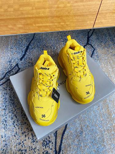 Picture of Balenciaga Shoes Women _SKUfw103189367fw